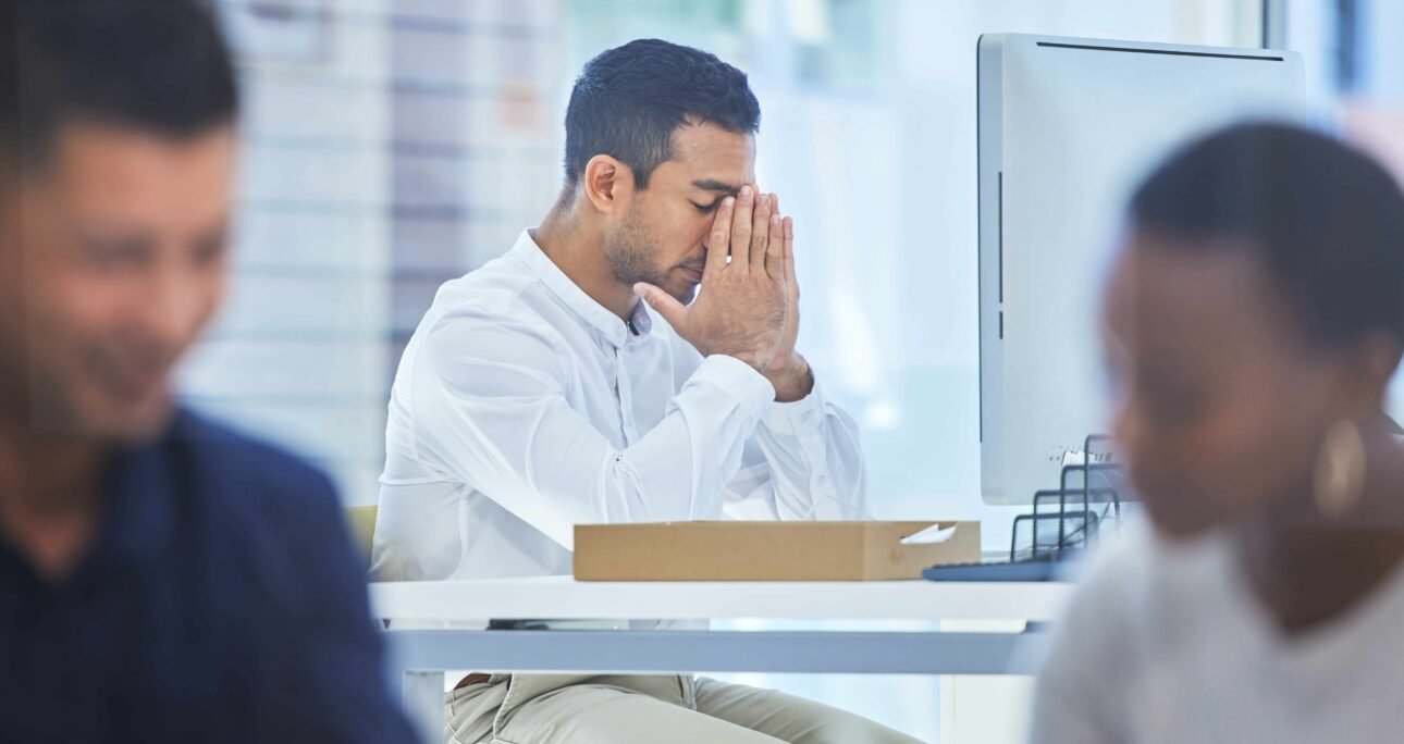 1 de cada 5 empleados presentan algún síntoma.